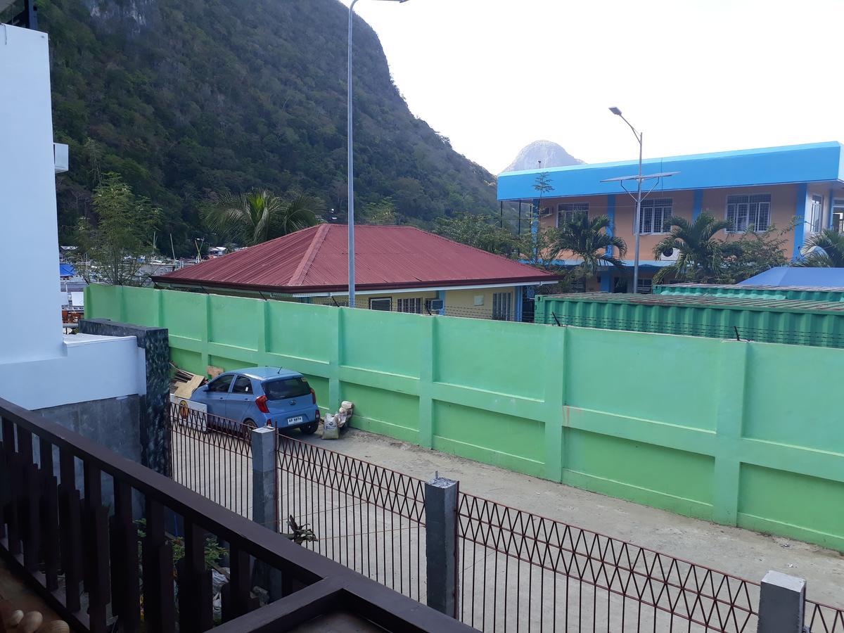 Adrian Travellers Inn El Nido Exteriör bild